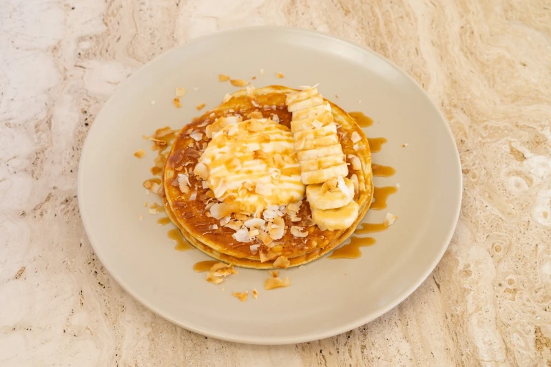 Banana Pancakes & Salted
Caramel